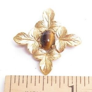 VINTAGE WELLS GOLD FILLED 14K GF SMALL FLORAL LEAF TIGER'S EYE PIN BROOCH‎